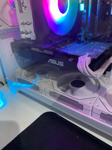 Rx 590 gme