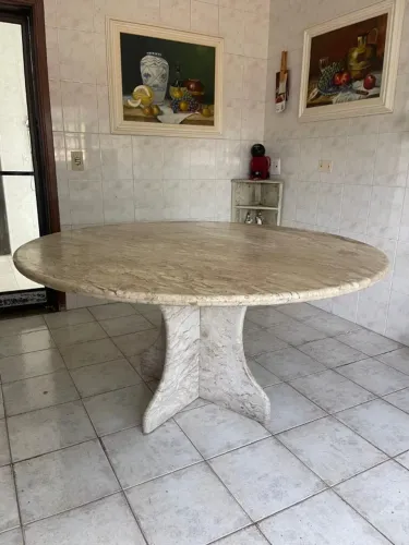 MESA DE COZINHA EM MARMORE TRAVERTINO