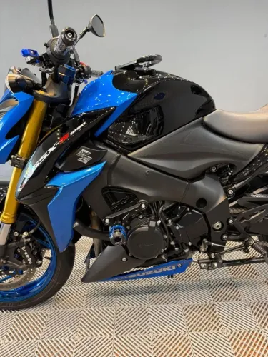 GSX-S1000 super conservada!!