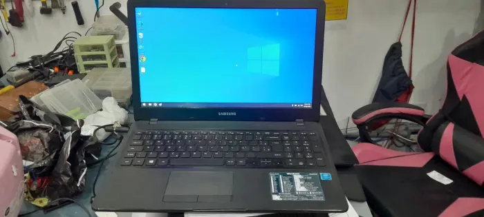 Laptop Samsung nf300Esm
