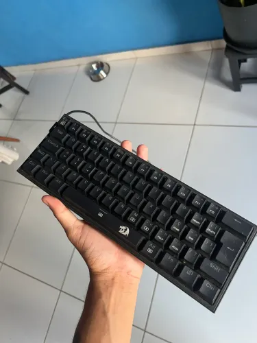 Teclado redragon 60%