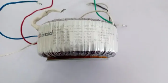 Transformador Toroidal 270va 230v / 21,5v 9a + 23v 2a E 1a