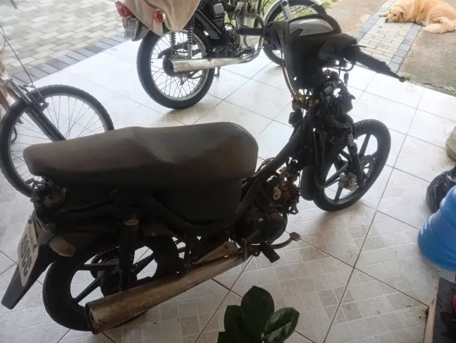 Shineray Jet 50C preta de leilão 950,00 R$