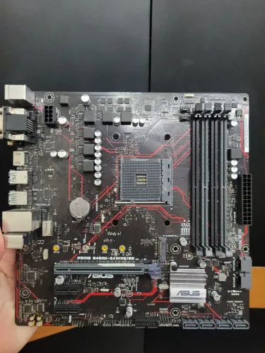 Placa mãe b450m defeito