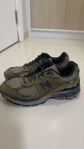 New balance 2002r dark moss