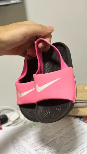Sandália Nike Infantil comprada por: R$ 200