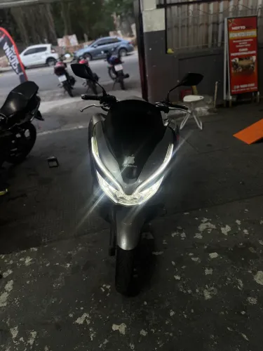 Pcx 2019 apenas 32mil km ?moto em dia