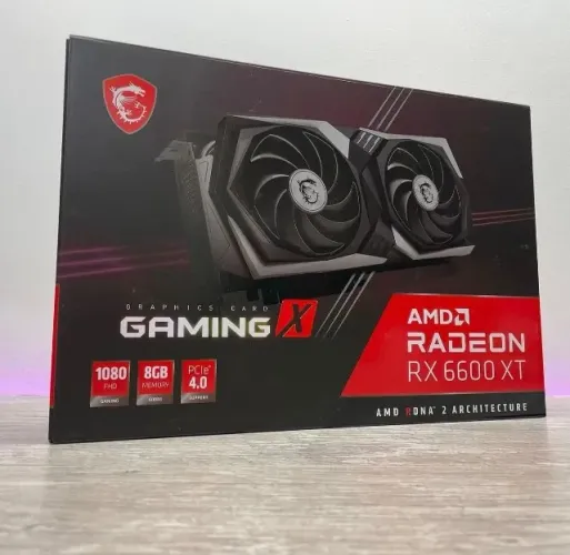 Placa de Vídeo AMD Radeon RX 6600 XT 8GB - Lacrada (Leia a Descrição)