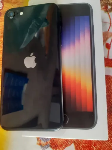 Vendo iPhone SE 2022 todo original 