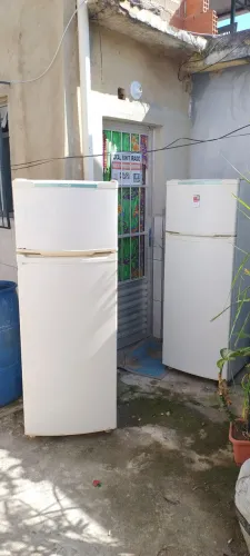 Geladeira leia a descrição para aproveitar peças 