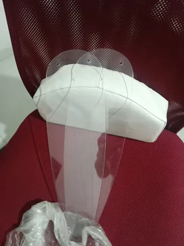 Pás vêntiladir transparente