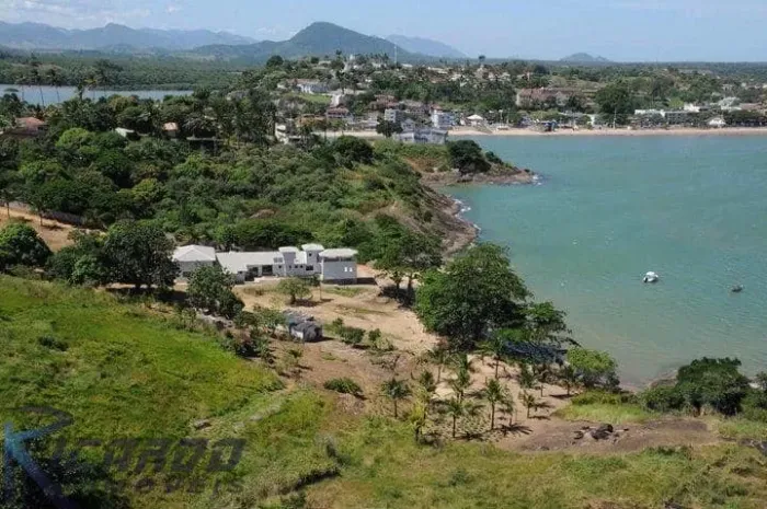 Condomínio Fechado de frente para o mar, lotes de 400 m², entre Anchieta e Iriri ES
