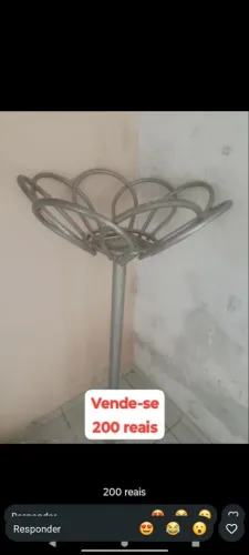 Lixeira de calçada 