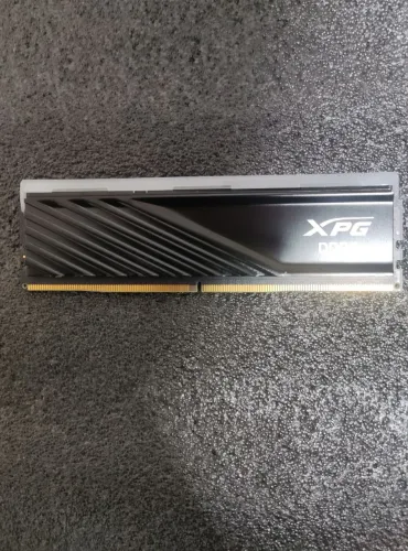 Memória RAM XPG Lancer Blade RGB DDR5 16GB 6000MHz CL48 (AMD EXPO / Intel XMP)