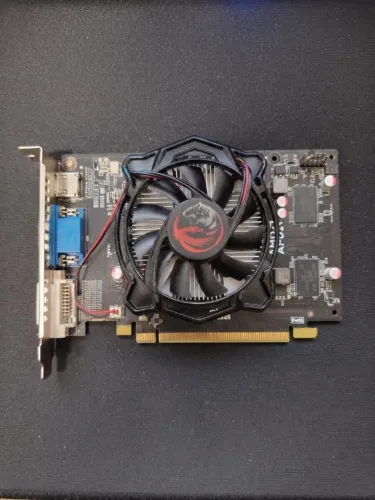 Placa de Vídeo PCYes AMD Radeon HD 6570 4GB