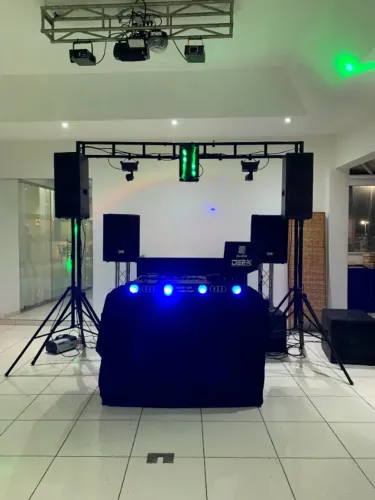 DJ Som e Iluminação 
