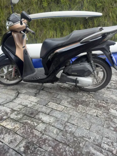SH 150 dlx semi nova, 9 mil km