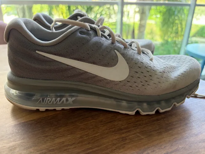 Tênis Nike air max