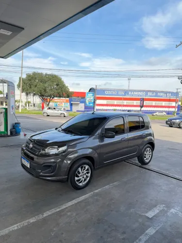 Fiat Uno Attractive 1.0 EVO Fire Flex 8V 5P 2021