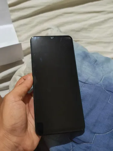 Vende-se Realme C61 256gb