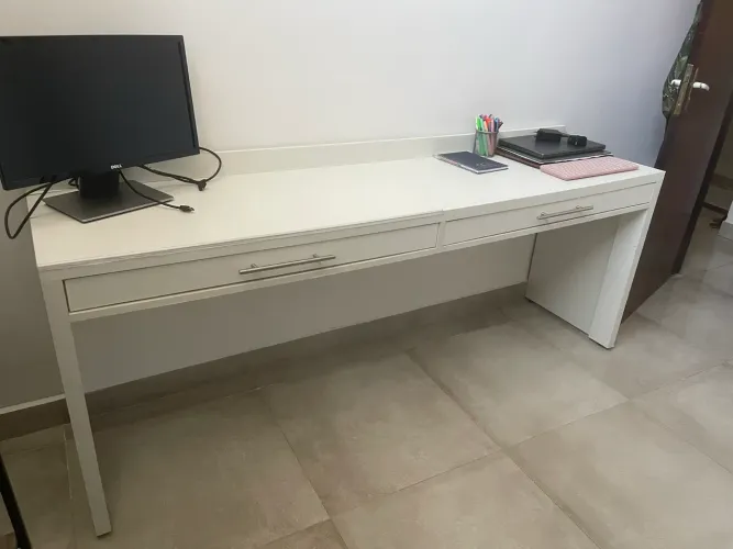 Mesa de escritório 