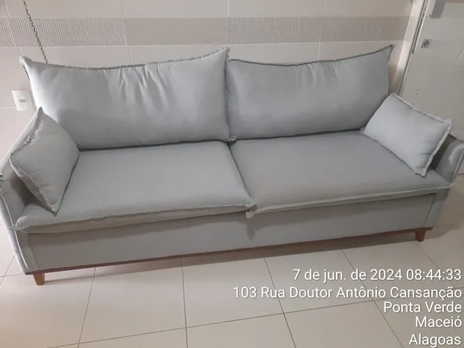 SOFA 03 LUGARES EM LINHO