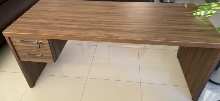 Mesa de escritório 