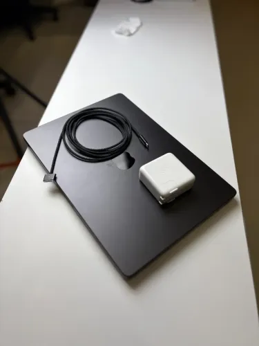 Macbook M4 Pro, 24GB RAM, 512Gb, 14 Polegadas