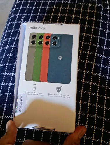 Vende-se este lindo celular moto g06 