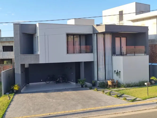 Sobrado à Venda - Condomínio Jardins Barcelona | Goiânia