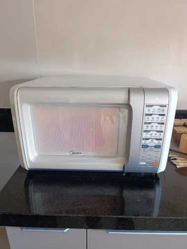 Microondas Midea 30L