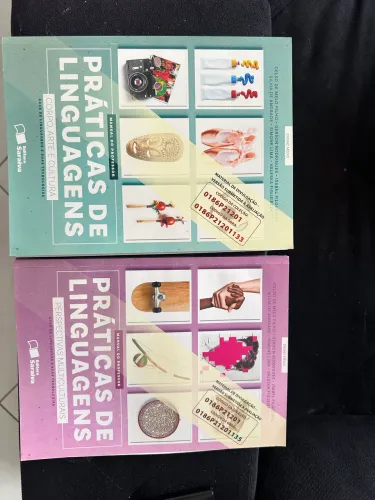 Livros de português e física 