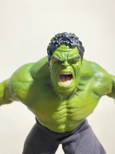 Estátua hulk 1/10 iron studios