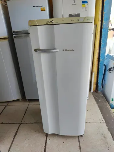 Geladeira  Electrolux pequena