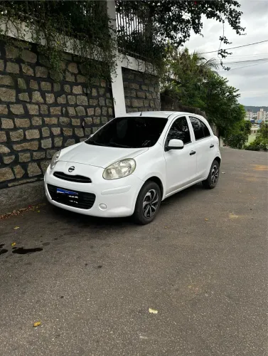 Nissan March S 1.6 16V Flex Fuel 5P 2012