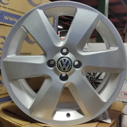 Rodas Surf aro 17 4x100 (Novas) + 195/40R17 Forceland (Semi-novos) - R$ 4.690,00