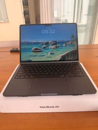 Macbook Air M4 16/512 - Garantia até MAI/2027