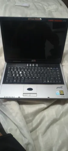 Notebook leia descrição