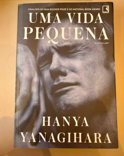 Livro Uma Vida Pequena