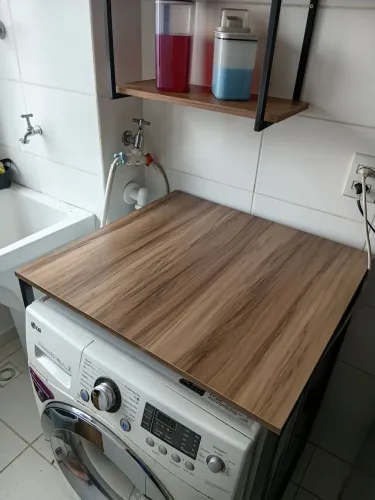 Bancada para máquina lava e seca