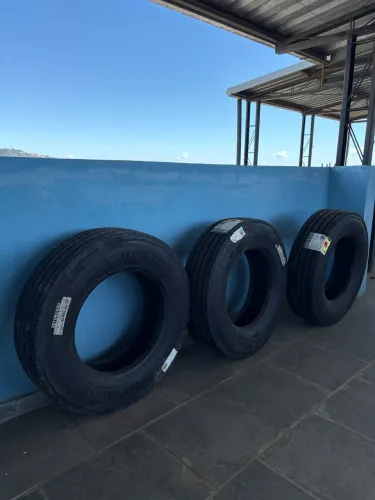 Pneu 215/75 R17.5 Reformado Recatec (Sem Uso) - Dunlop / Carga