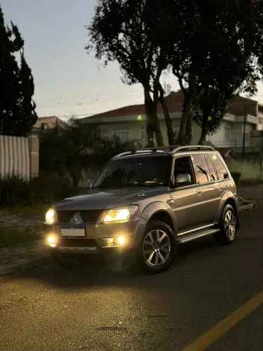 Mitsubishi Pajero TR4 2.0/ 2.0 Flex 16V 4X4 Aut. 2015