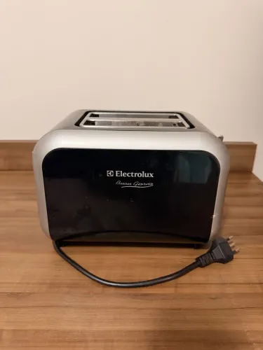 Torradeira Eletrolux 