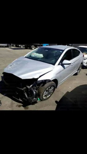 Sucata Hyundai Elantra 2015 1.8 16v câmbio automático somente para venda de peças