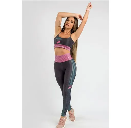 Legging Nova Tamanho M serve 38/40