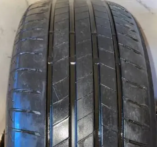 Pneus 205/50/17 usado AG