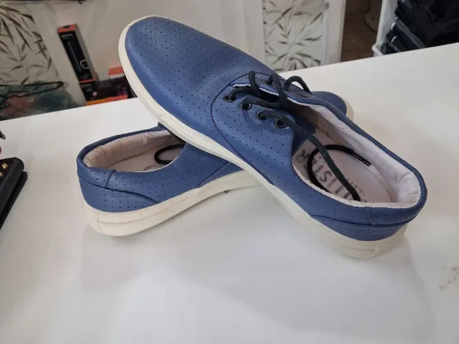 Sapatenis N. 43 original Hollister