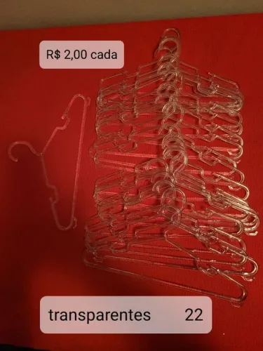 Cabides adultos e infantis