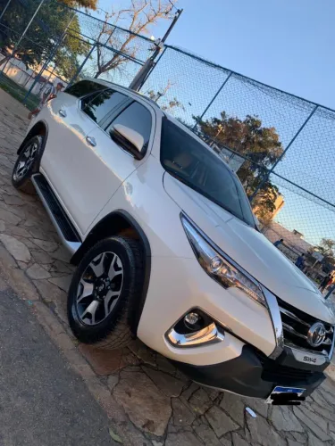 Toyota Hilux SW4 SRX Diamo. 4X4 2.8 TB DIE AUT 2019