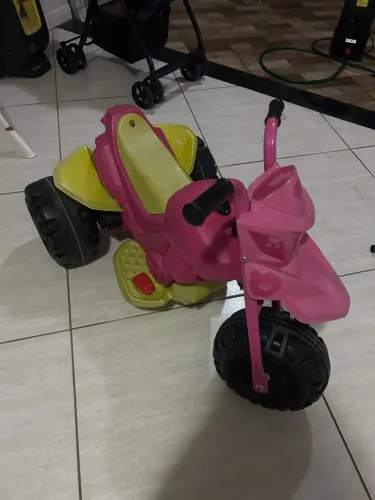 Moto elétrica infantil Bandeirantes Xt3 6w